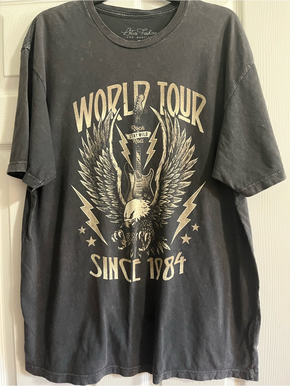Latus Fashion Black 'World Tour' Graphic Tee